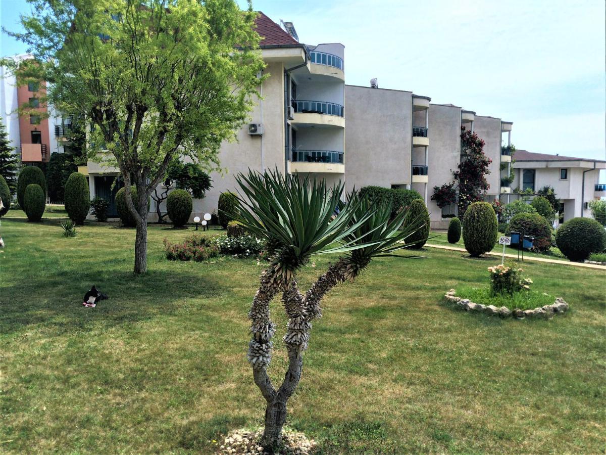 Baratero Vlas Marina Apartment Sveti Vlas Extérieur photo