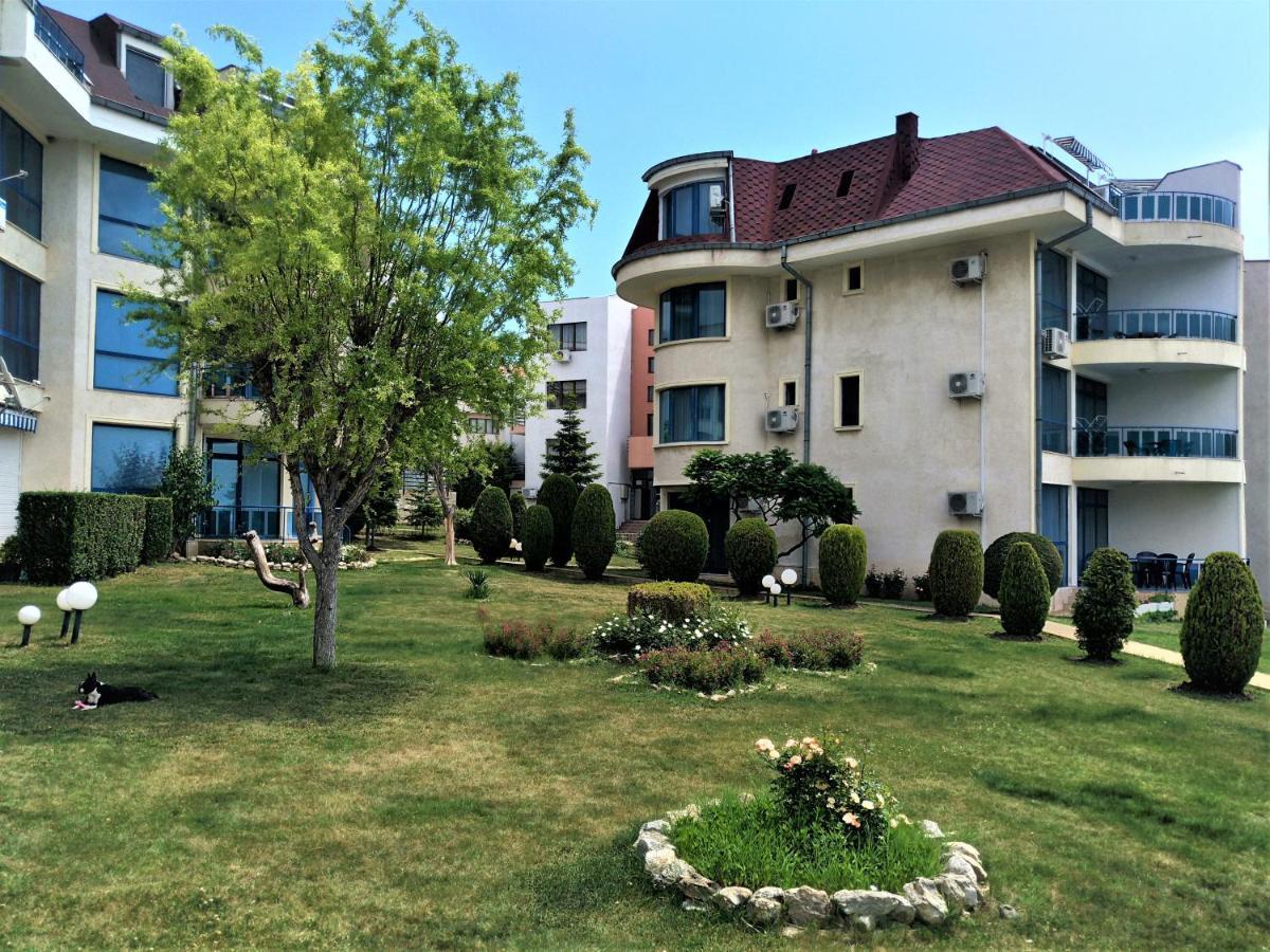 Baratero Vlas Marina Apartment Sveti Vlas Extérieur photo