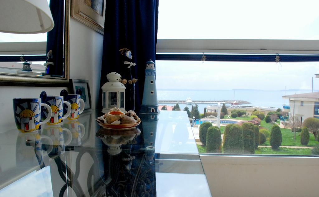 Baratero Vlas Marina Apartment Sveti Vlas Extérieur photo