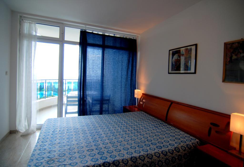 Baratero Vlas Marina Apartment Sveti Vlas Extérieur photo