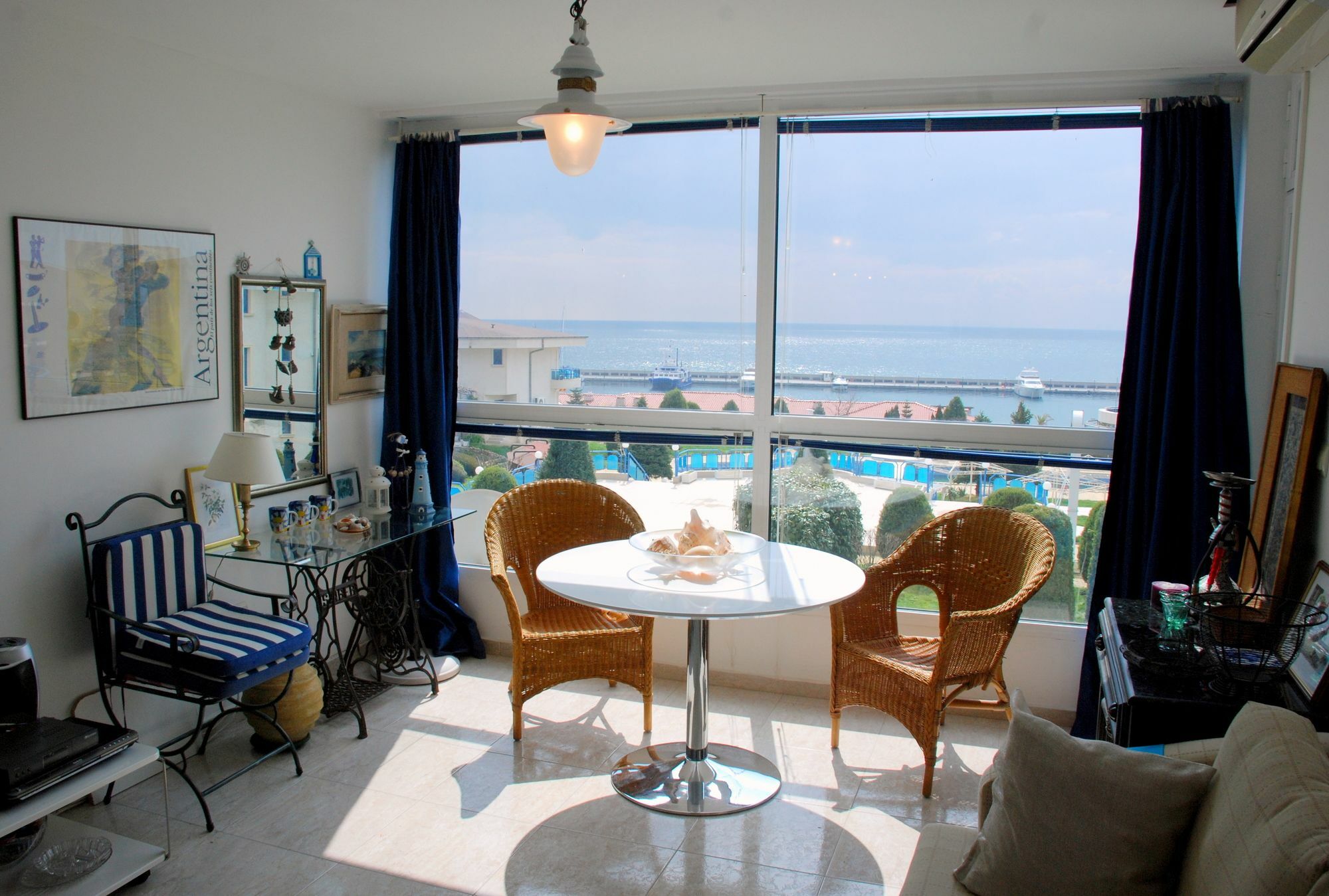 Baratero Vlas Marina Apartment Sveti Vlas Extérieur photo